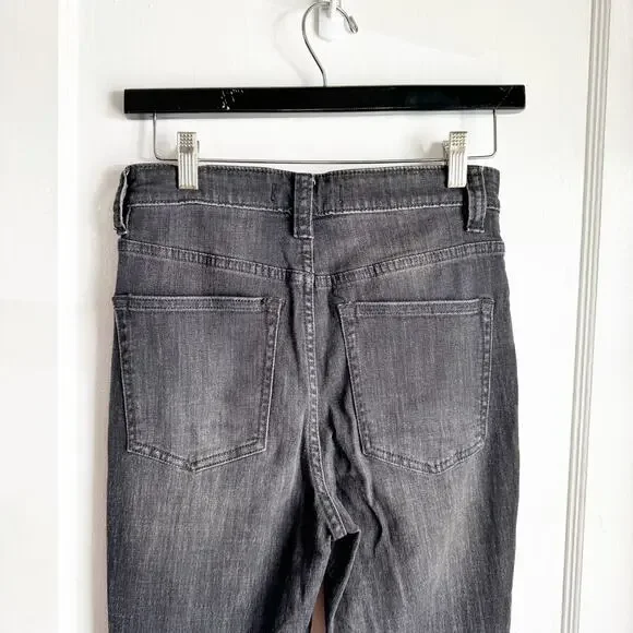 Free People We the Free Irreplaceable Dramatic Flare Dropped Hem Jeans Size 27 - Picture 8 of 11